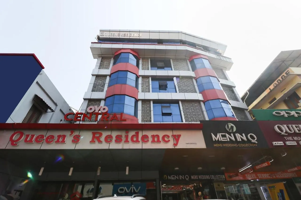 Oyo 44050 Central Queens Hotel Kochi